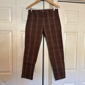 Levi's Men's Brown Checkered Chinos